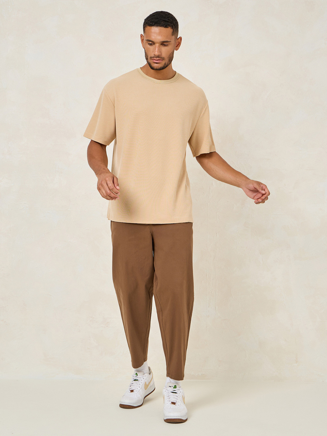 Styli Men Balloon Fit Stretch Twill Chino Jeans