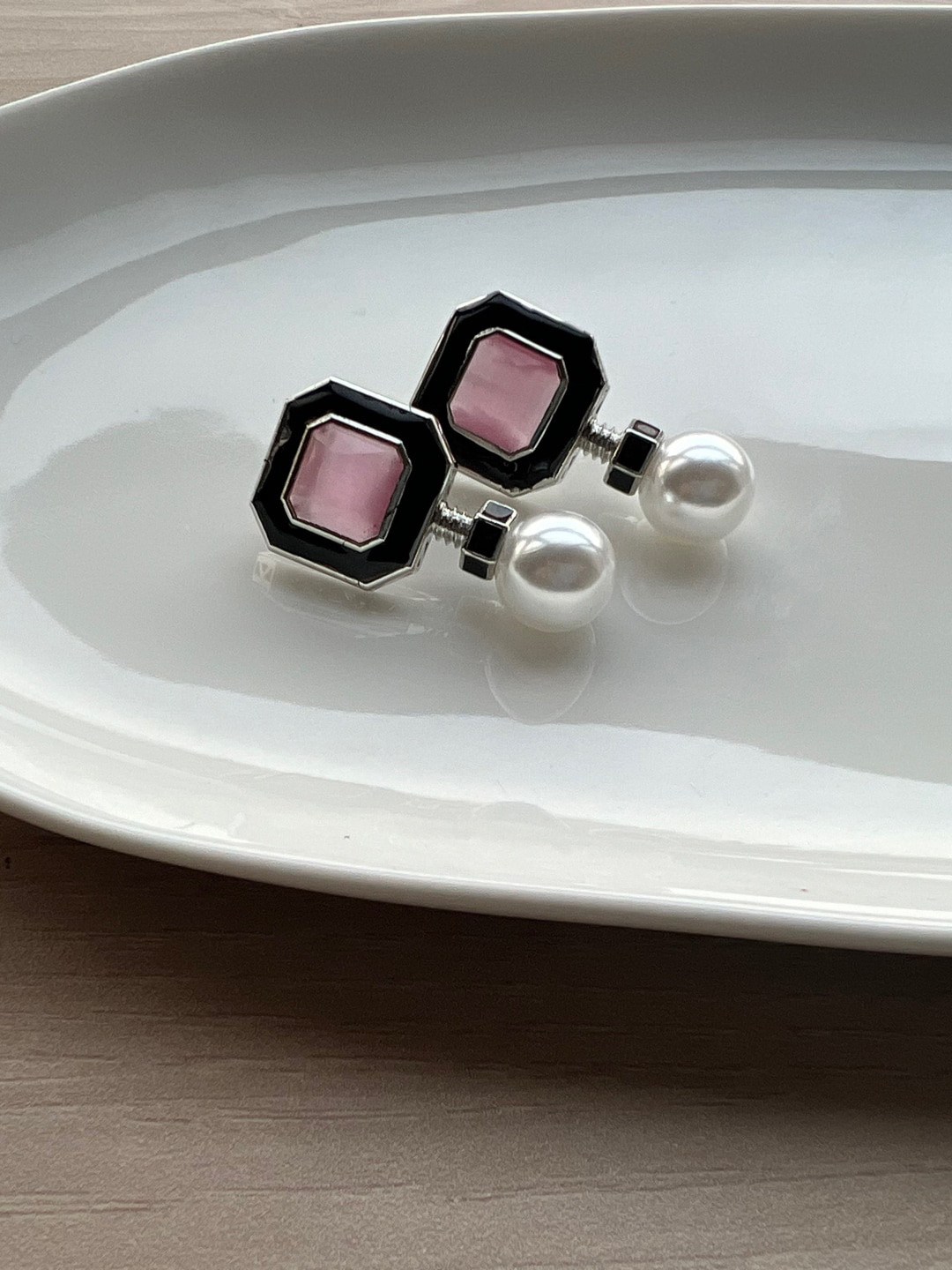 Bubber Jewels Brass-Plated Artificial Stones Studded Contemporary Drop Earrings