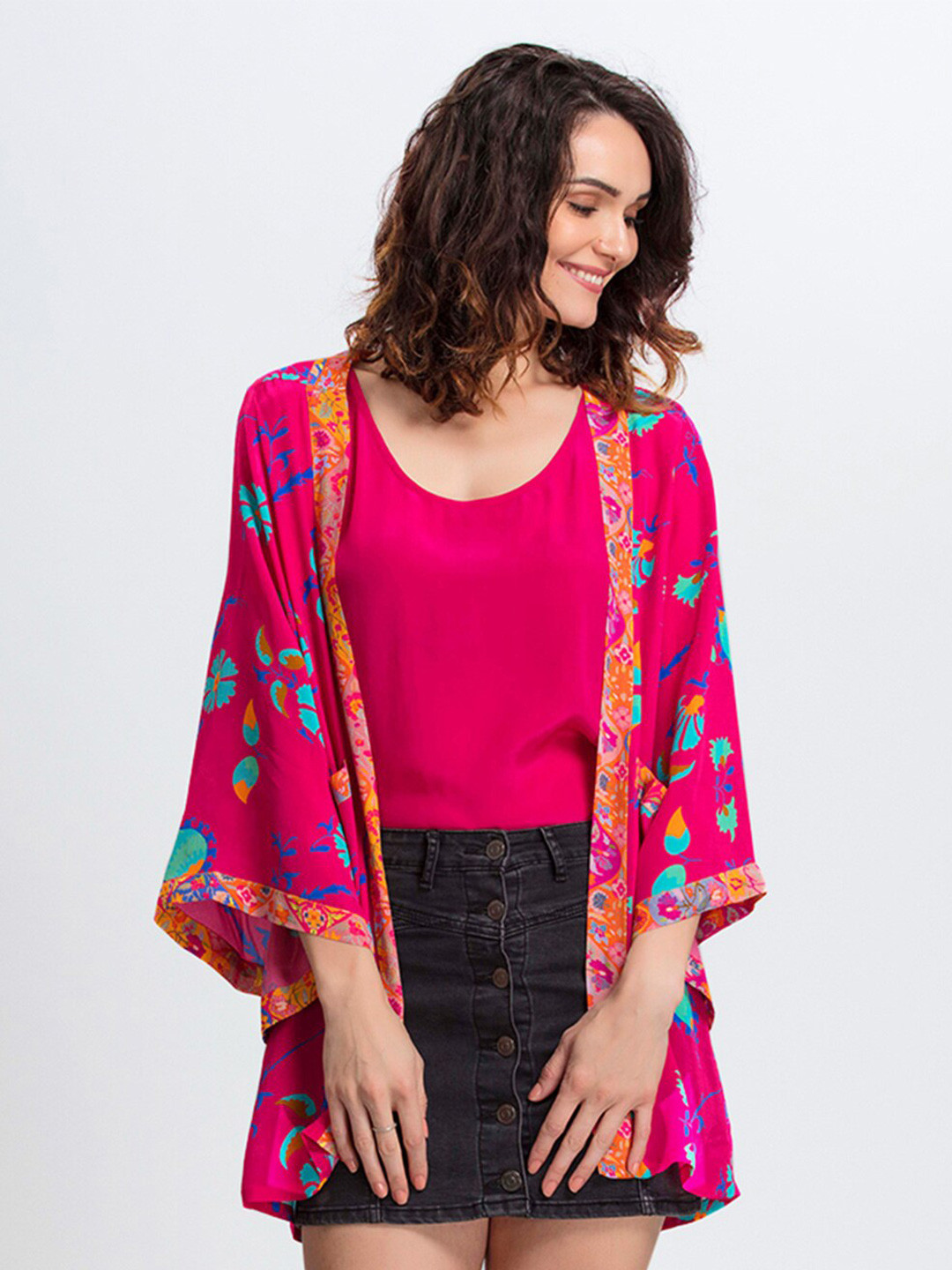 SHAYE Plus Size Women Printed Longline Open Front Shrug