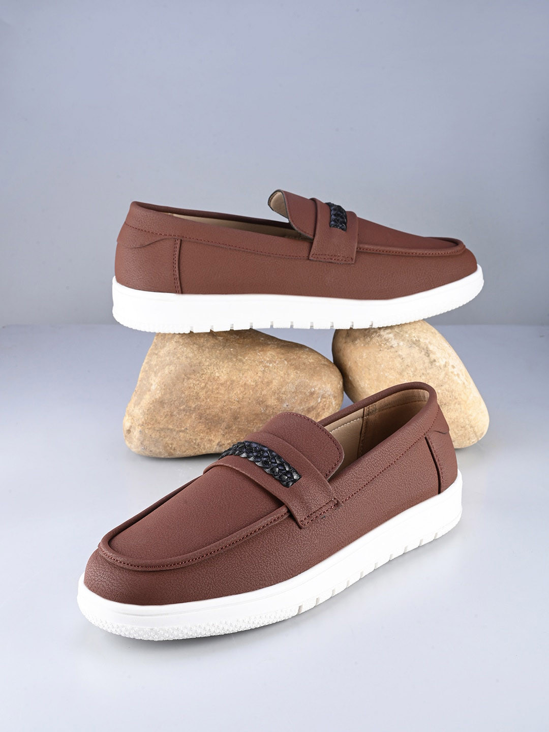 Mast & Harbour Men Maroon Round Toe Memory Foam Slip-On Sneakers