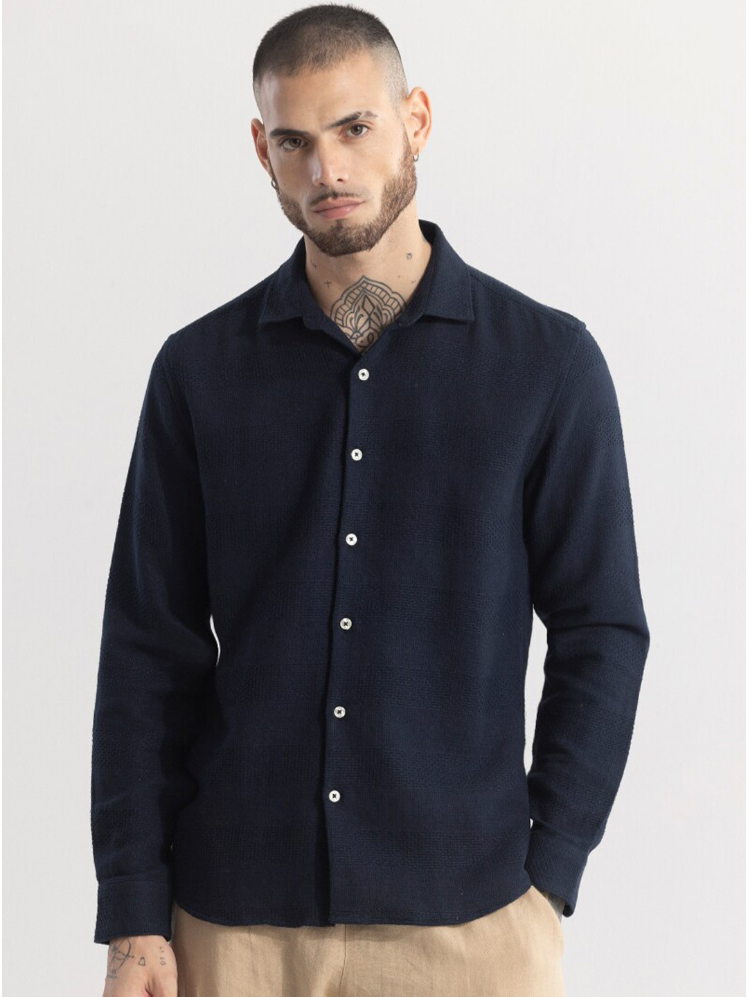 Snitch Navy Blue Straight Slim Fit Spread Collar Casual Shirt