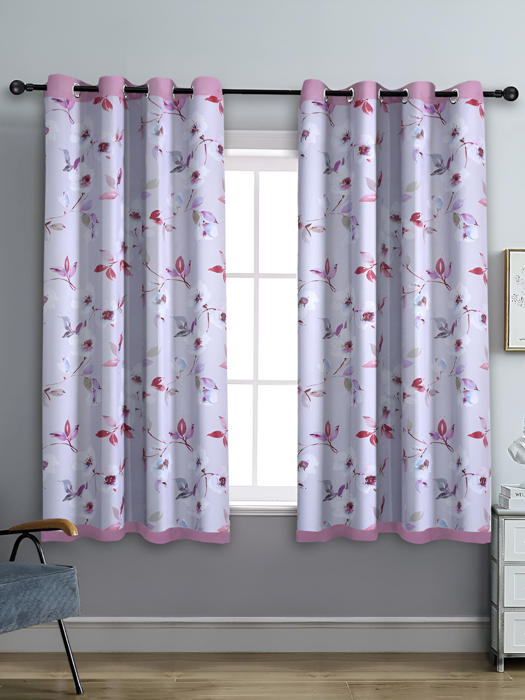 Cortina White & Pink 2 Pieces Floral Black Out reversible eyelet Window Curtains