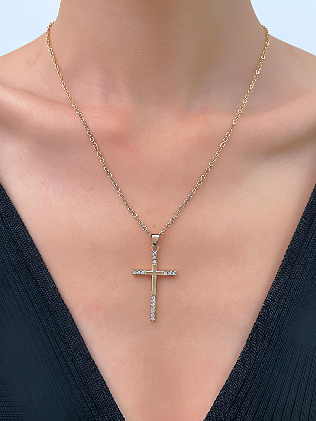 Goho Silver-Plated Cross Pendant with Chain