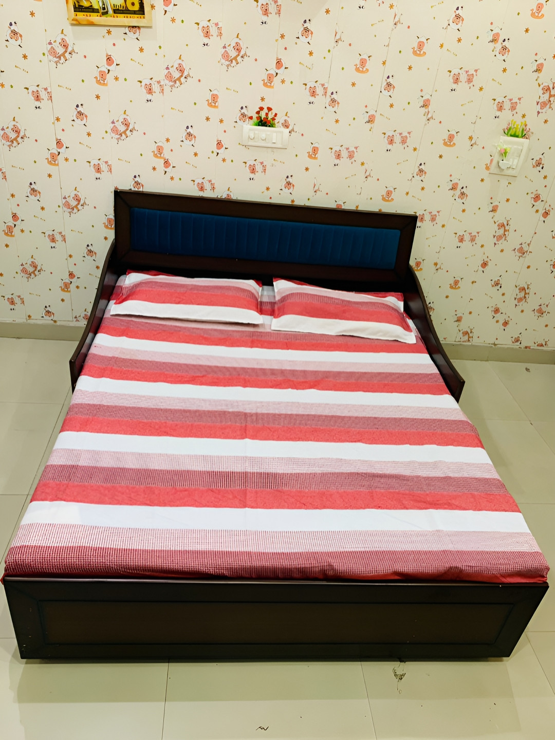 Innovative Edge Kantha Red Striped Cotton 180 TC King Fine Bedsheet with 2 Pillow Covers-100 x 90 inches