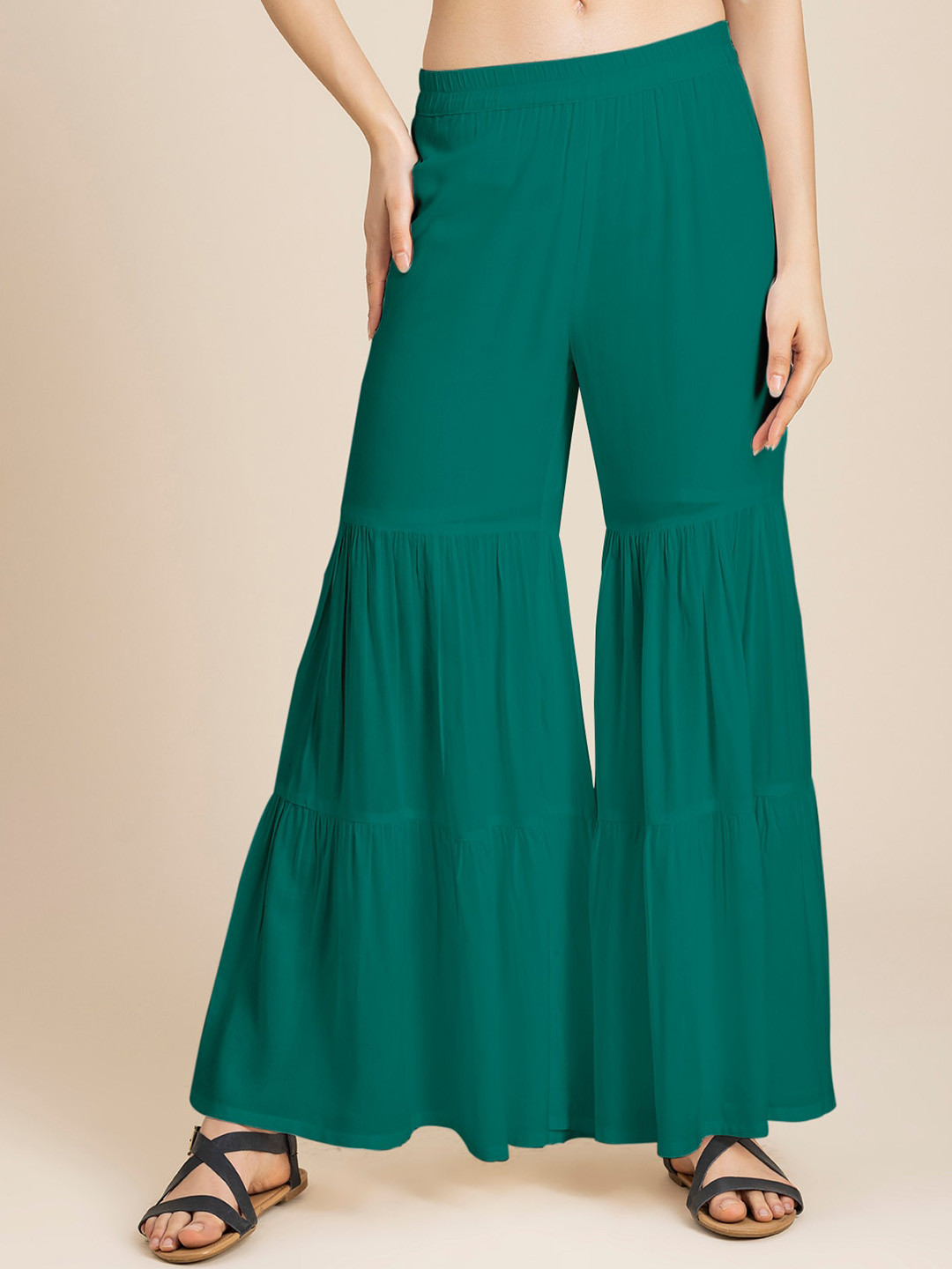 Moomaya Women Plain Loose Fit High-Rise Parallel Trousers