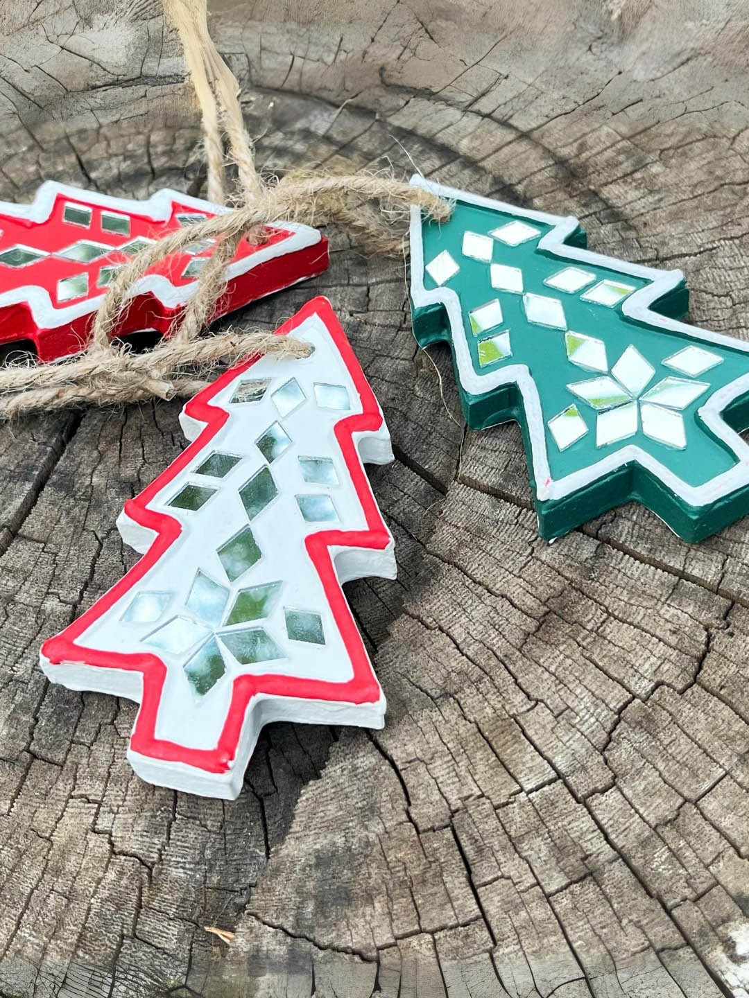 Peepul Tree 3 Pieces Lippan Christmas Tree Ornaments