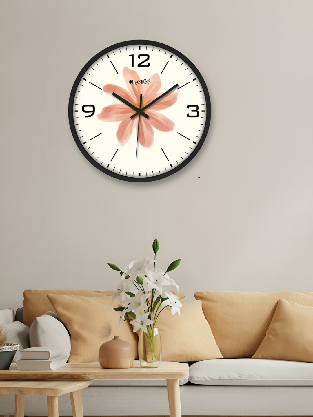 OLIVE TREE Black & Off White Printed Round Shaped Contemporary Analogue Wall Clock