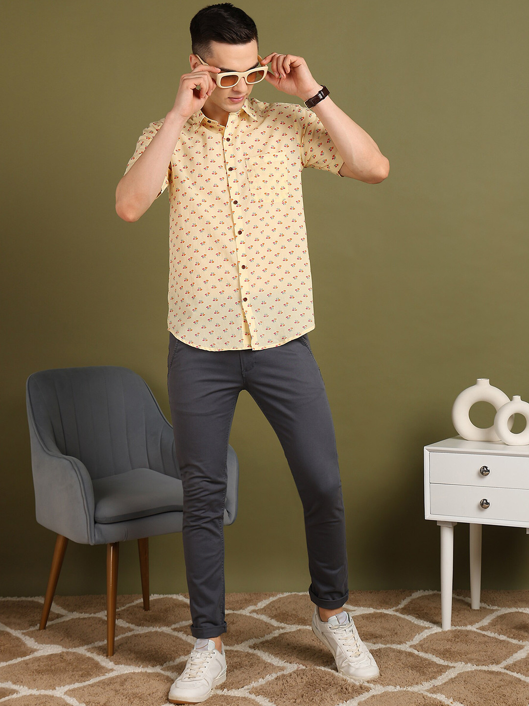 FUBAR Micro or Ditsy Printed  Spread Collar Classic Slim Fit Cotton Casual Shirt