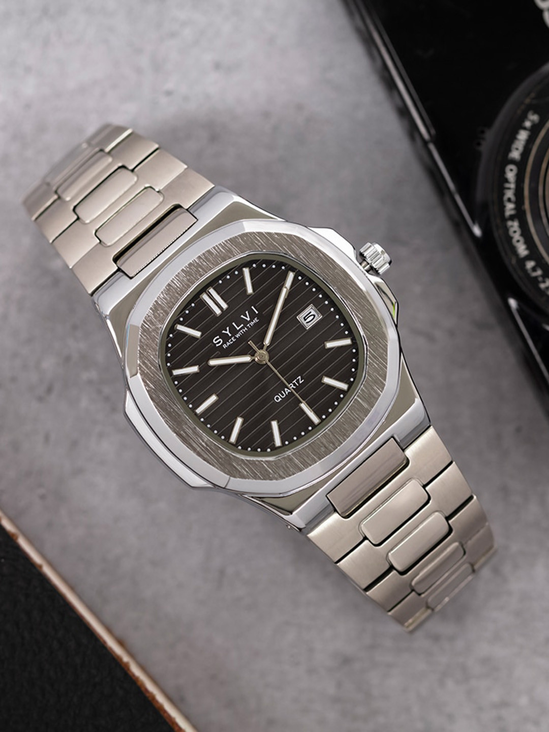 Sylvi Men Bracelet Style Straps Analogue Multi Function Watch 1520-Black-silver