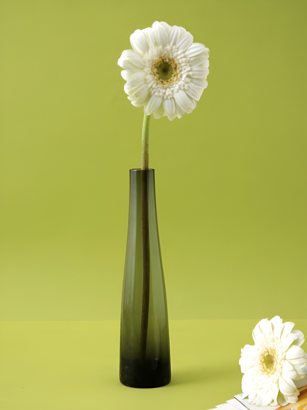 Aura Grey Elegant & Crystal Clear Glass Flower Vase