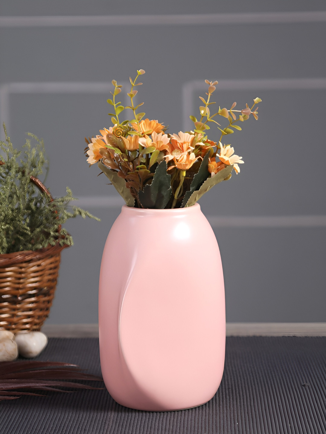 Aura Pink Ceramic Flower Vase