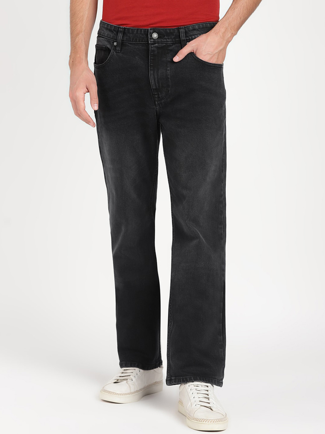 GUESS Men Jean Slim Fit Light Fade Clean Look Stretchable Jeans