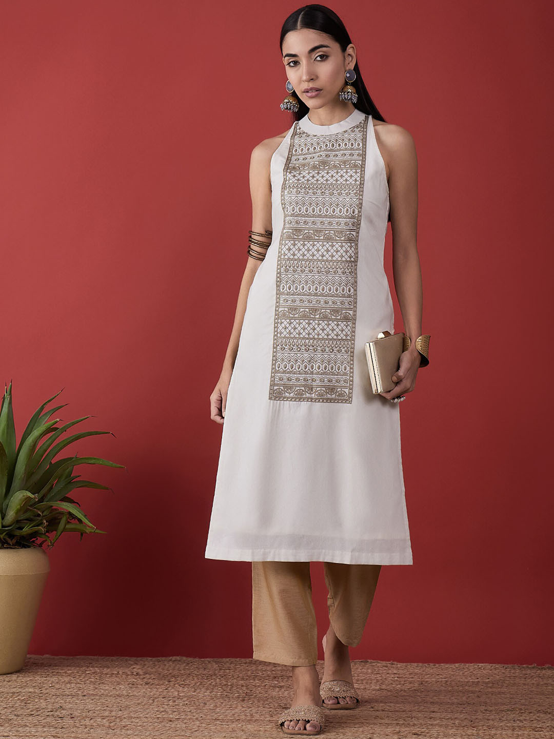Anouk Cream Mandarin Collar Embroidered Thread Work A-Line Kurta