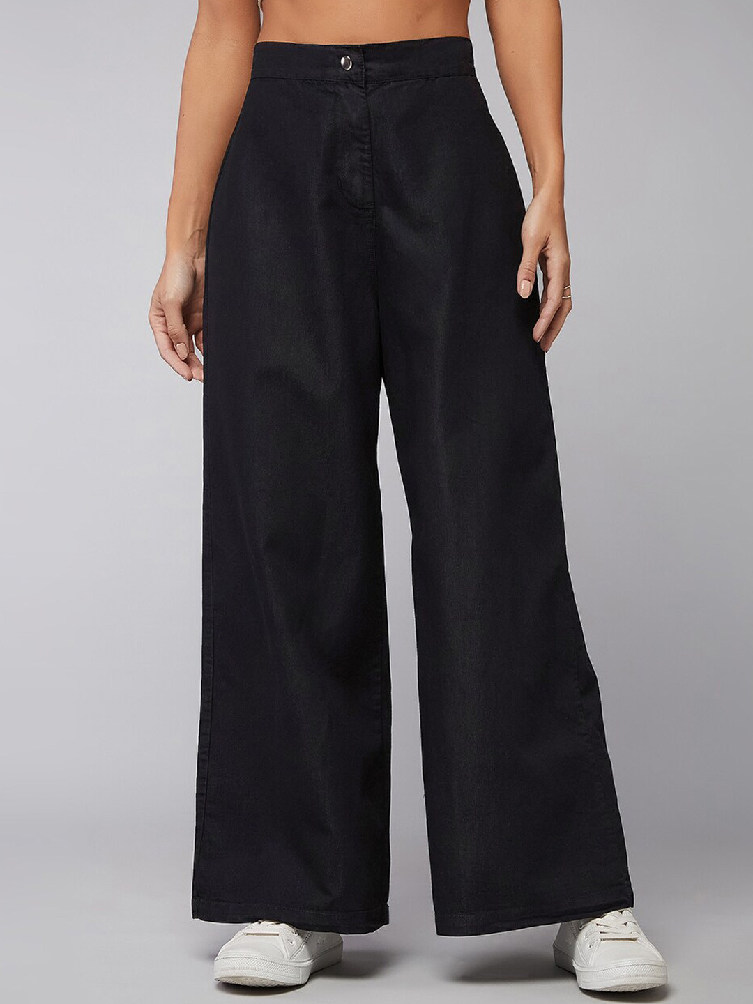 DOLCE CRUDO Women Light Weight Flared Fit Clean Look High-Rise Stretchable Jeans