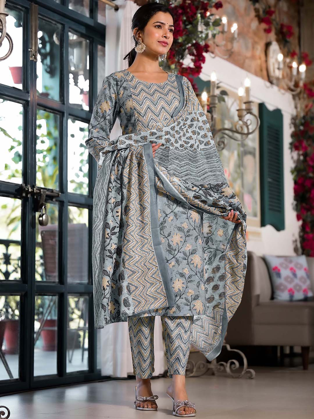 KALINI Floral Printed Regular Pure Cotton Kurta ,Trousers & Dupatta