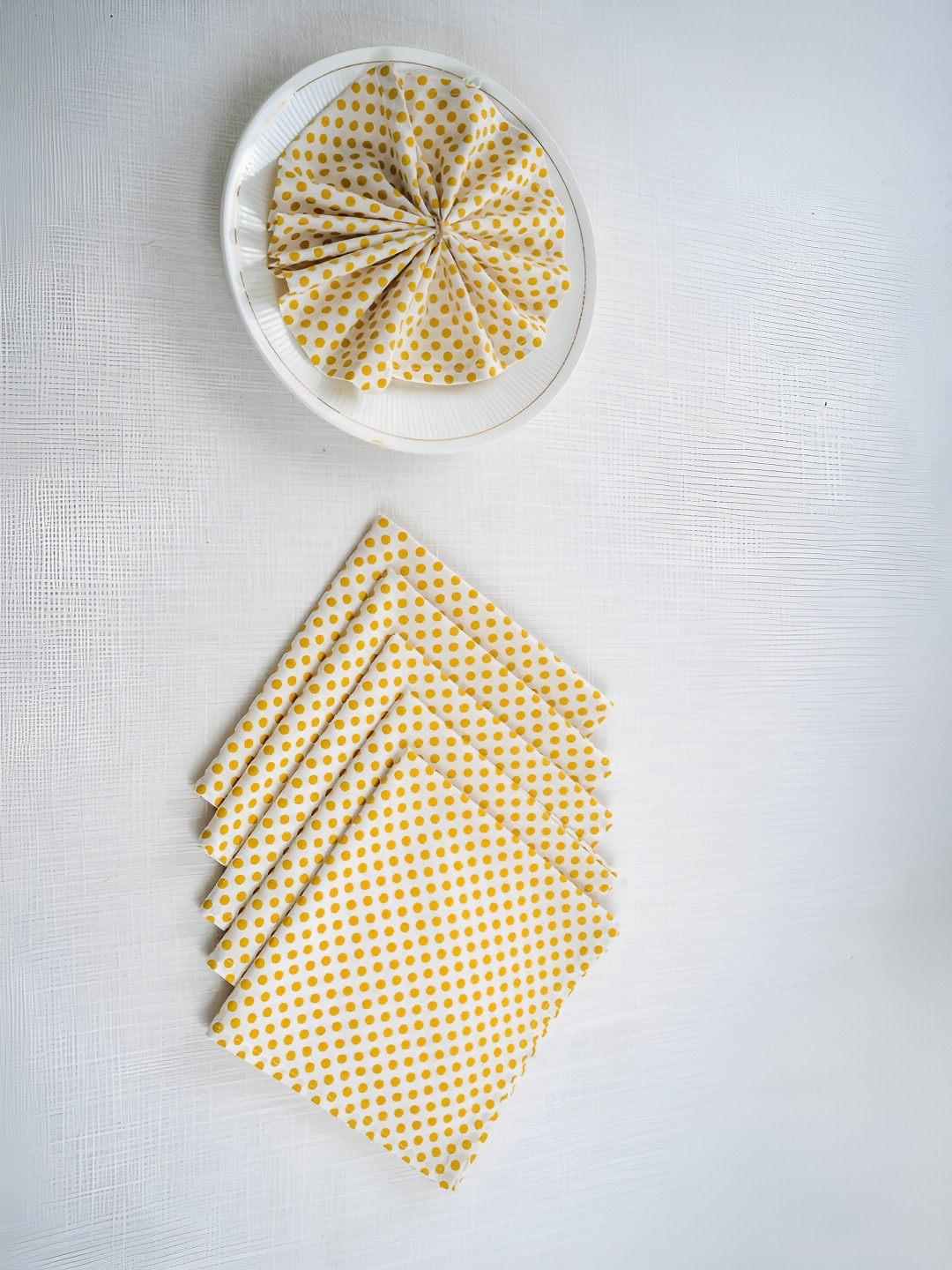 Ratan Cart White & Yellow 6 Pieces Polka Dot Printed Cotton Dinner Table Napkins
