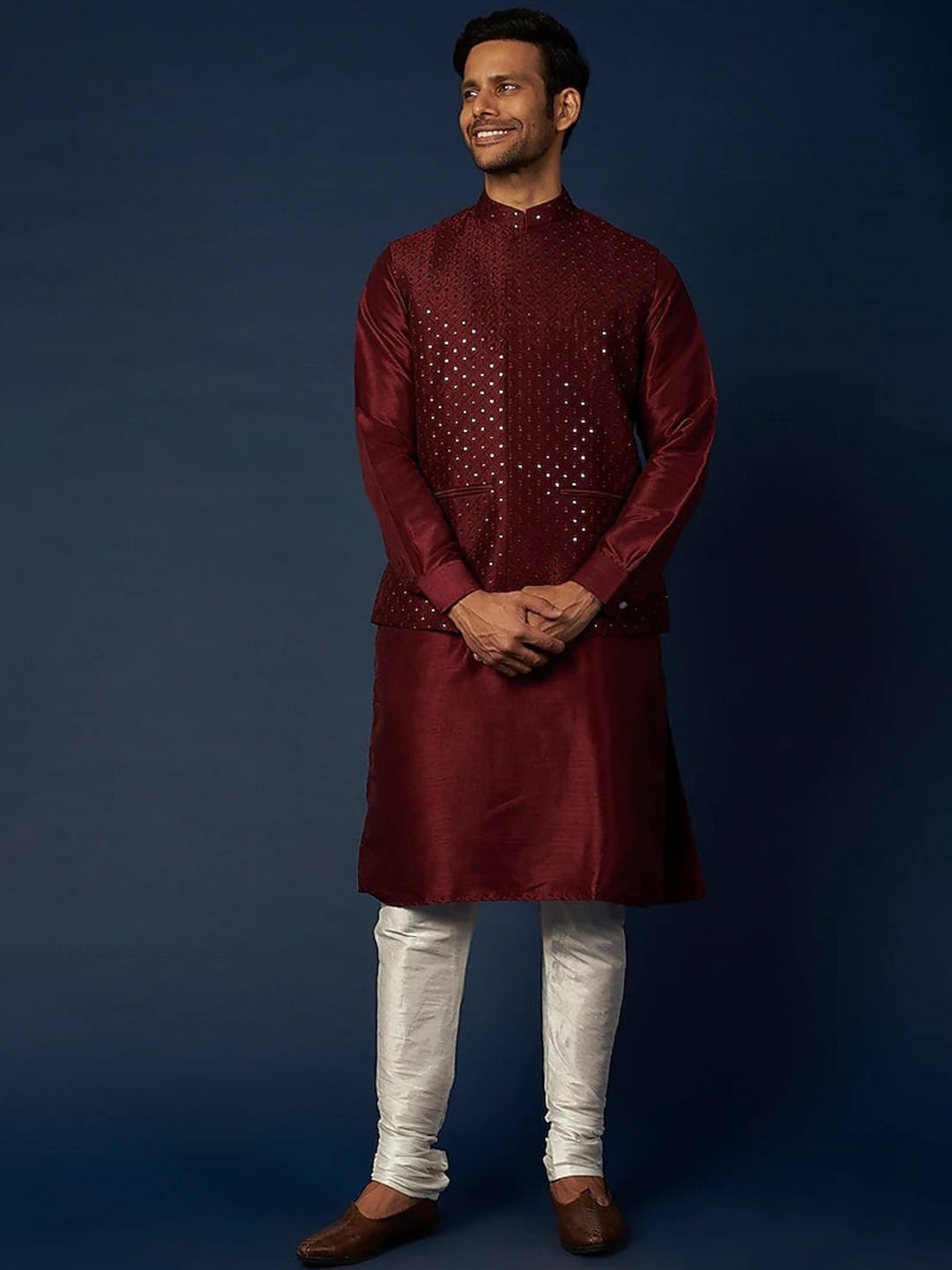 RNG Safawala Geometric Embroidered Cotton Silk Straight Kurta With Churidar