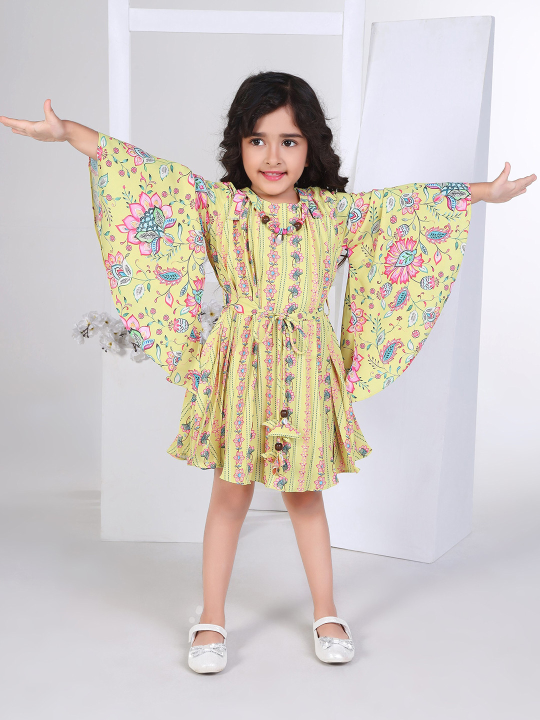Peppermint Girls Floral Printed Fared Sleeves Fit & Flare Dress