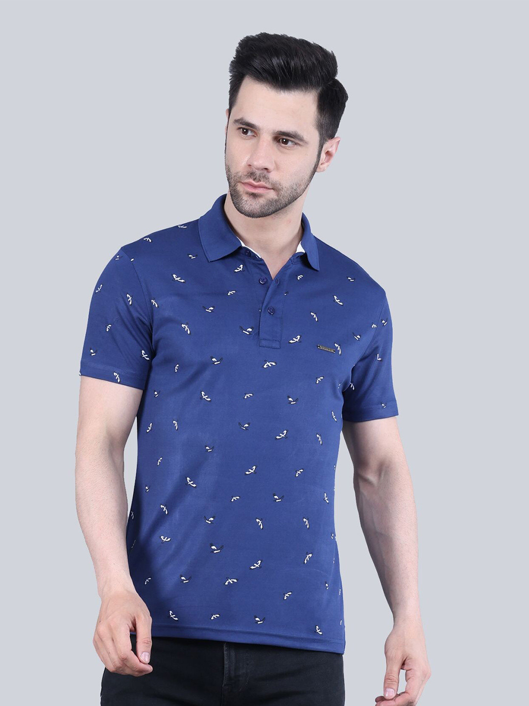 STARFOX Navy Blue Graphic Polo Collar Casual T-shirt