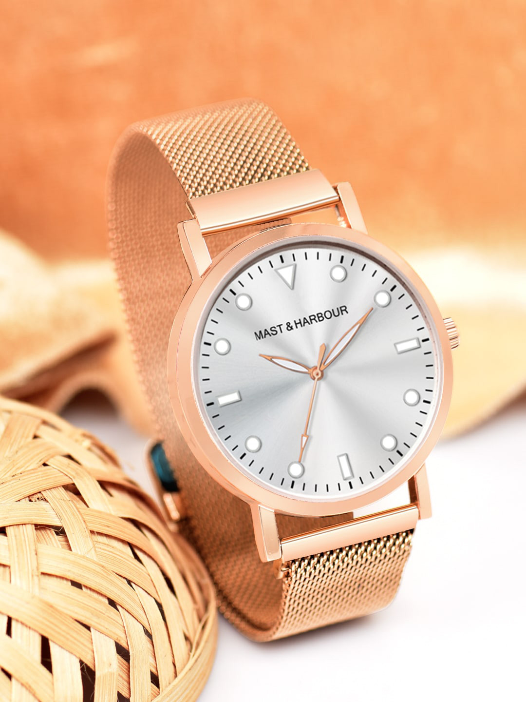 Mast & Harbour Men Stainless Steel Bracelet Style Straps Analogue Watch HOBMH-241G-RG