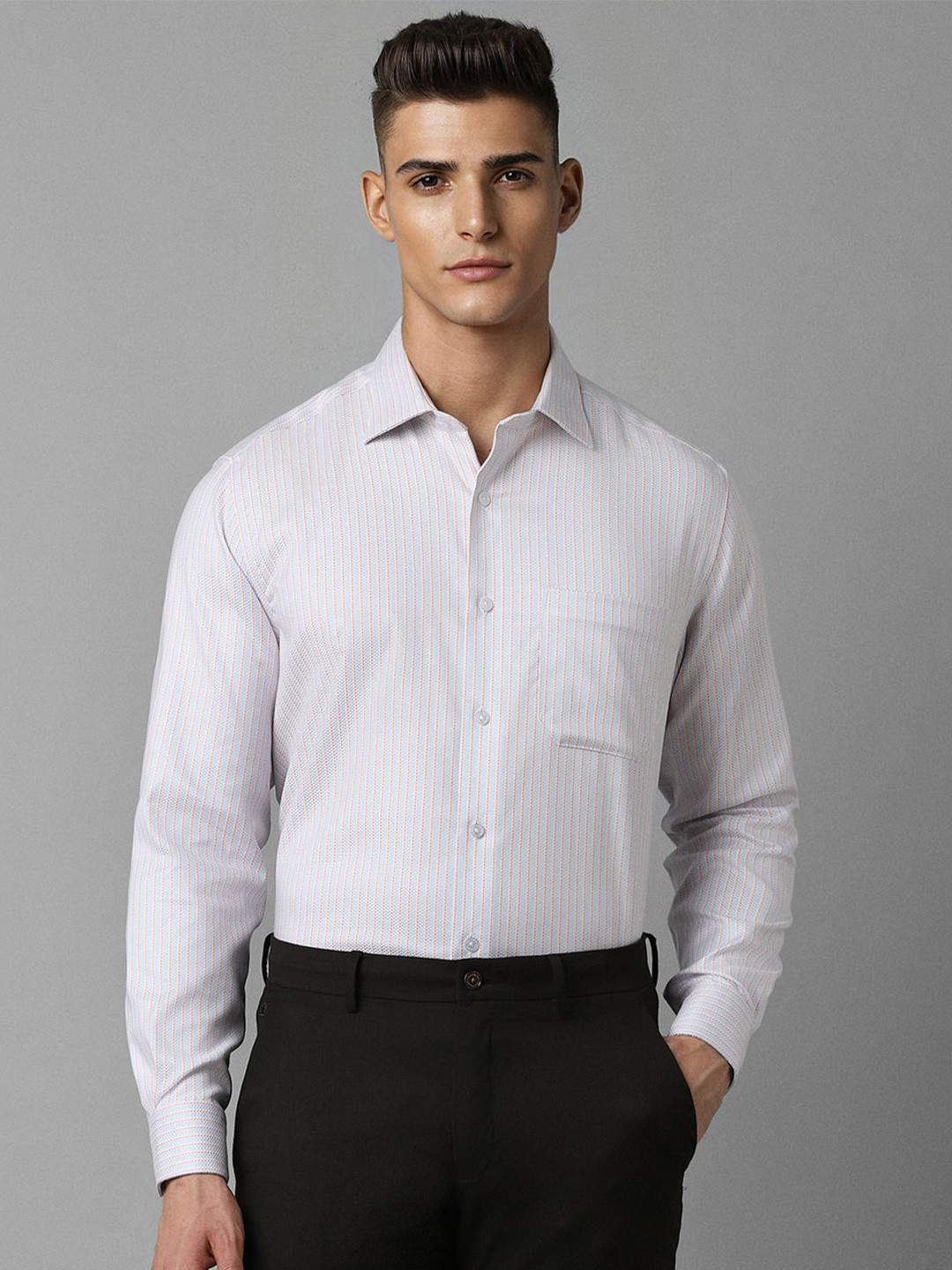 Louis Philippe Vertical Stripes Cutaway Collar Classic Cotton Formal Shirt