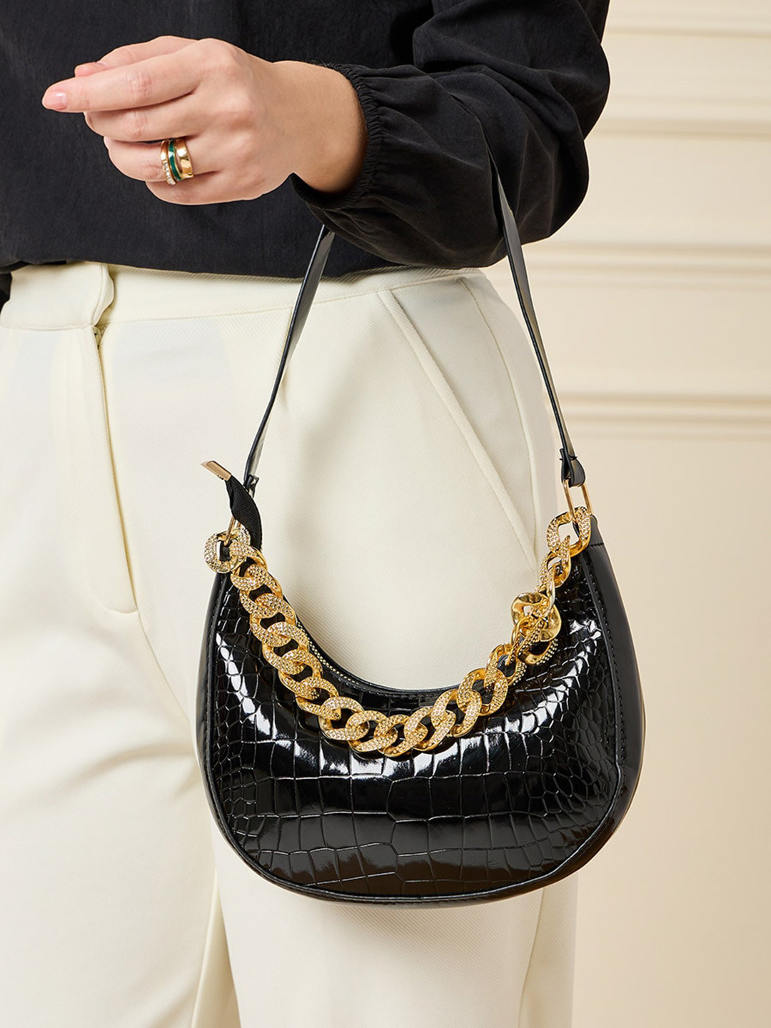 Styli Chain Design Shoulder Bag