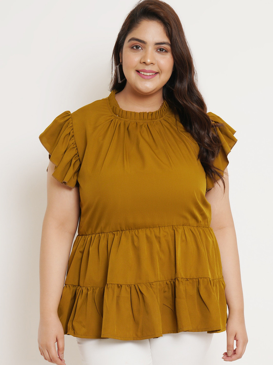 U&F Beyond Plus Size Round Neck Short Sleeves Top
