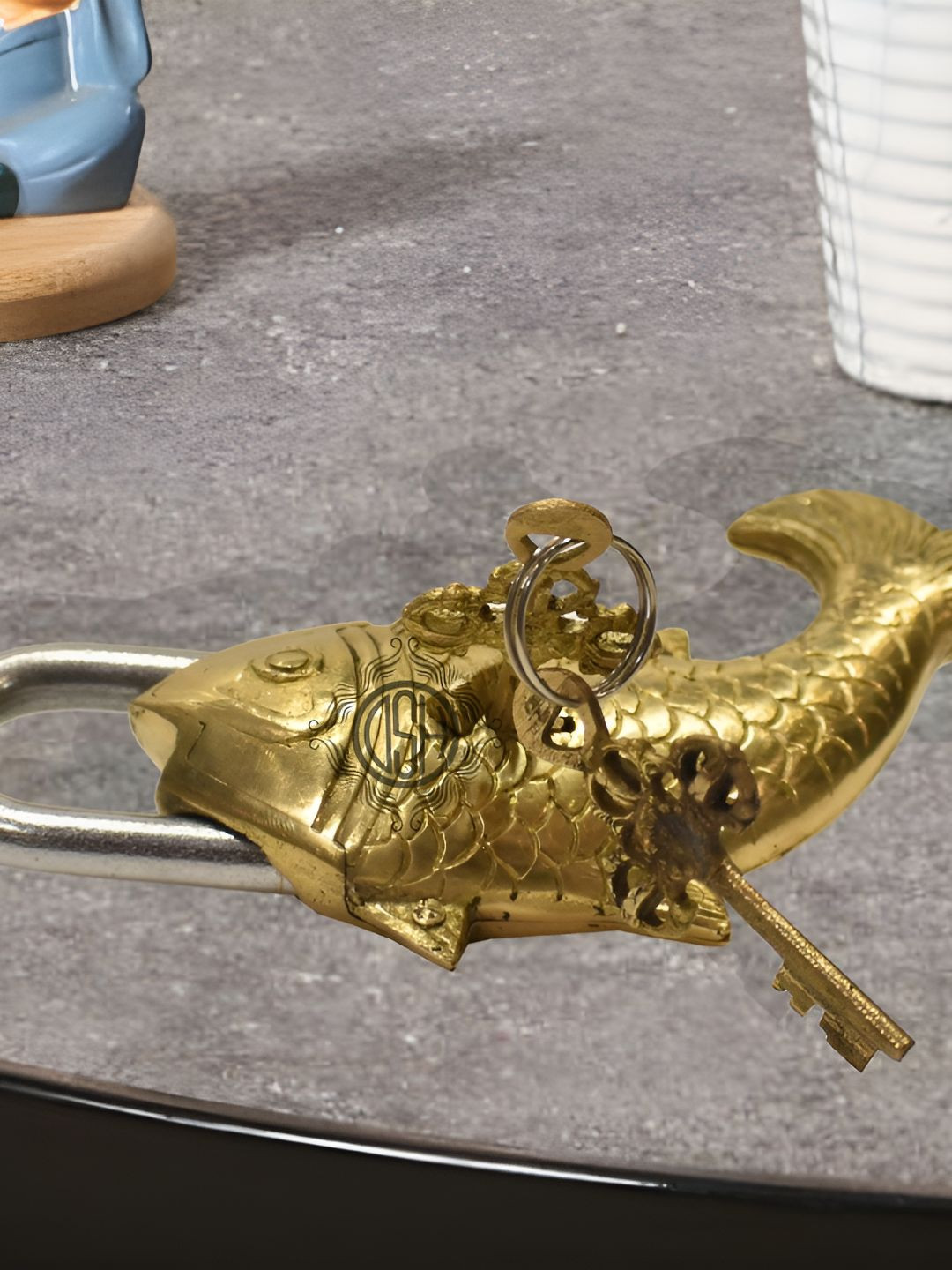 DSH Crafting Your Curiosity GoldToned Fish Shape Door Lock