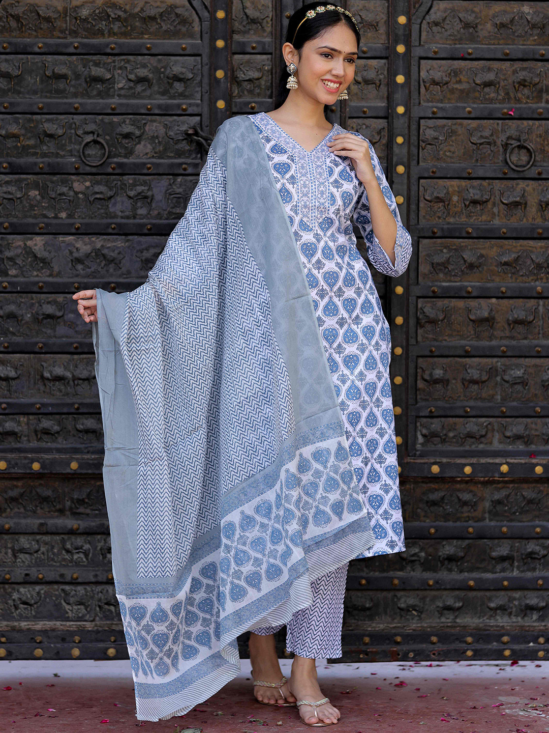 BAIRAJ Floral Printed V-Neck Regular Straight Kurta With Trousers & Dupatta