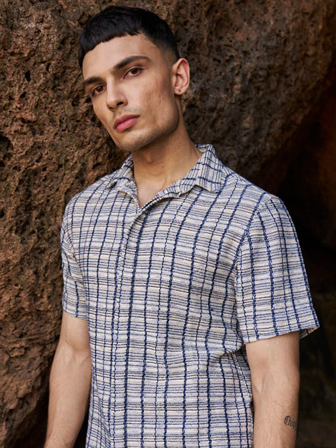 Dash and Dot Relaxed Tartan Checks Cotton Checked Casual Shirt