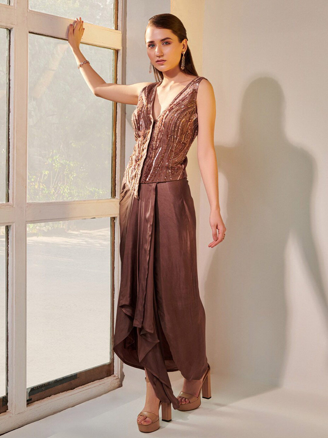 ONE KNOT ONE Embellished V-Neck Jacket & Skirt Set Co-Ords