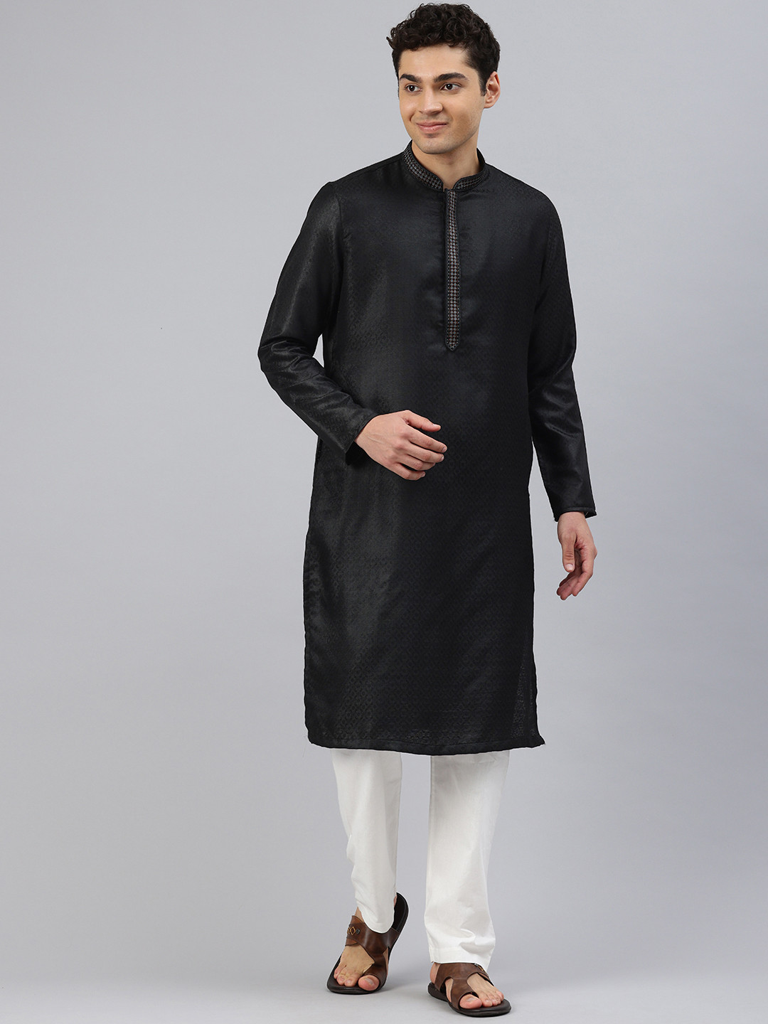 Manthan Self Design Mandarin Collar Kurta Set