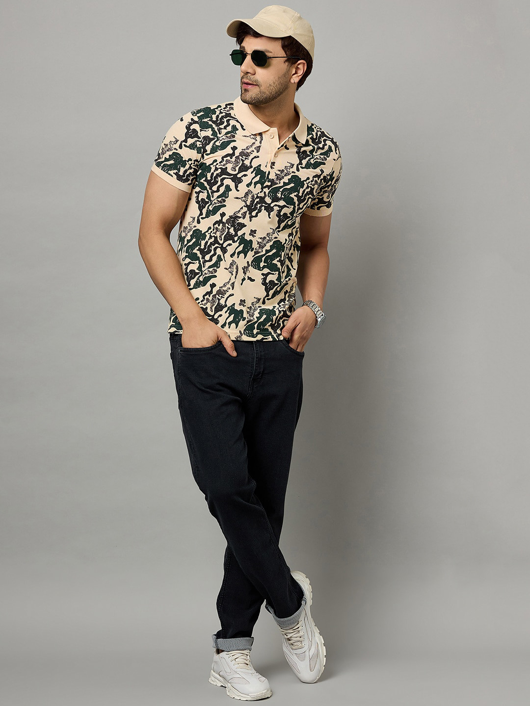 Zigo Abstract Printed Polo Collar Casual T-shirt