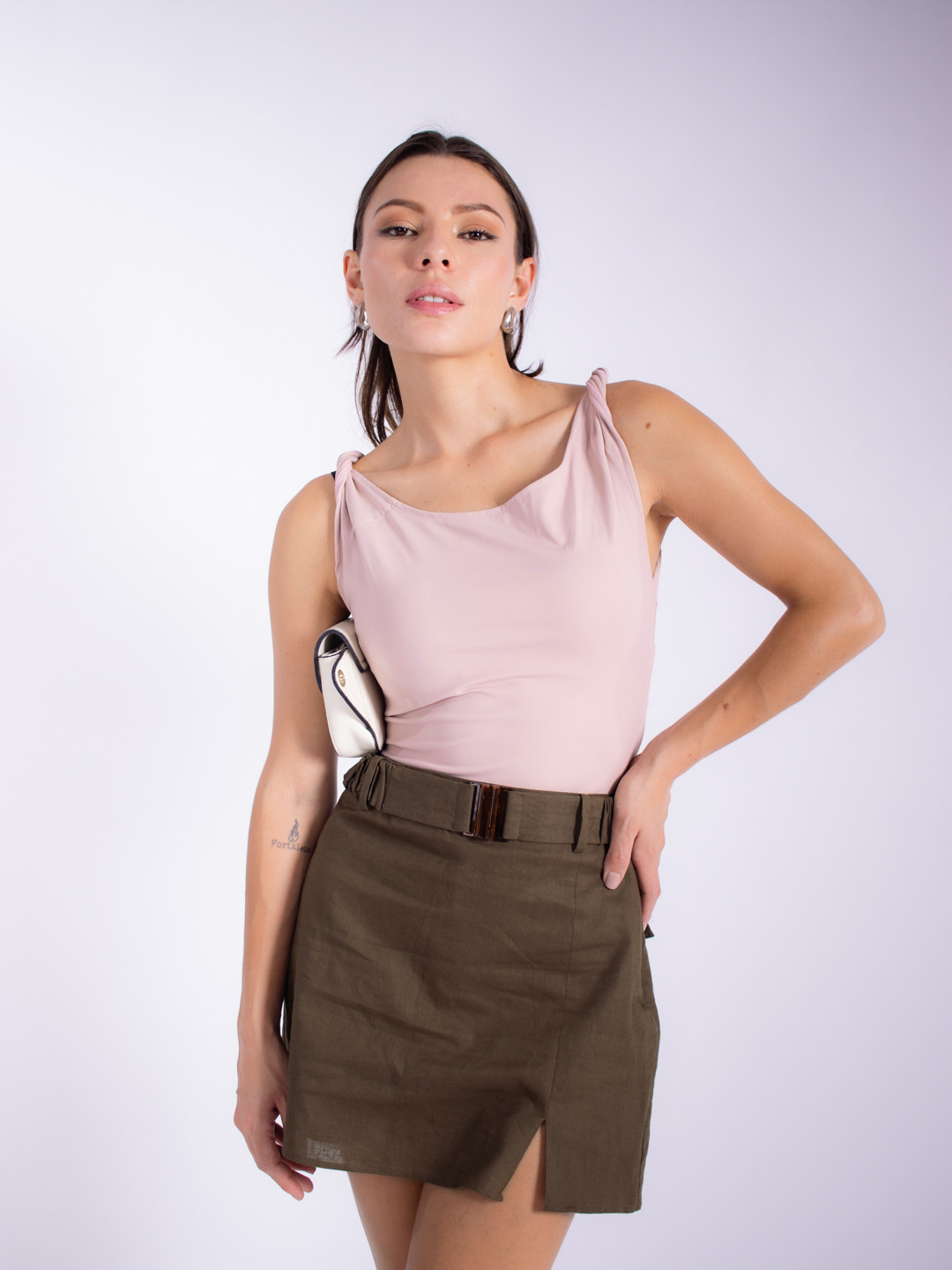 Stylecast X Hersheinbox Twisted Sleeves Top