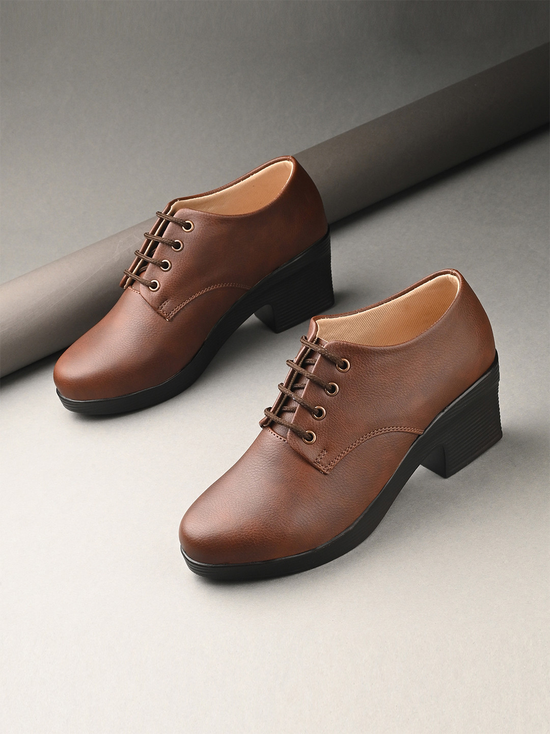 KARADDI Brown Confortable & Lightweight Boots