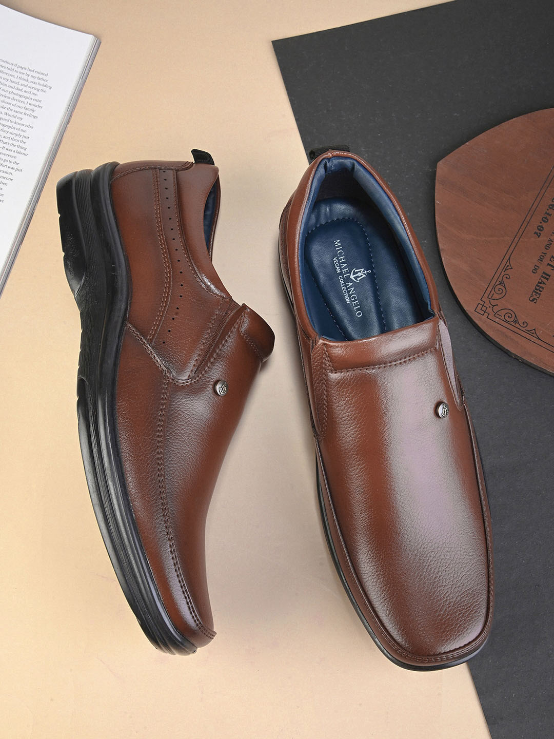 MICHAEL ANGELO Men Formal Slip-On Shoes