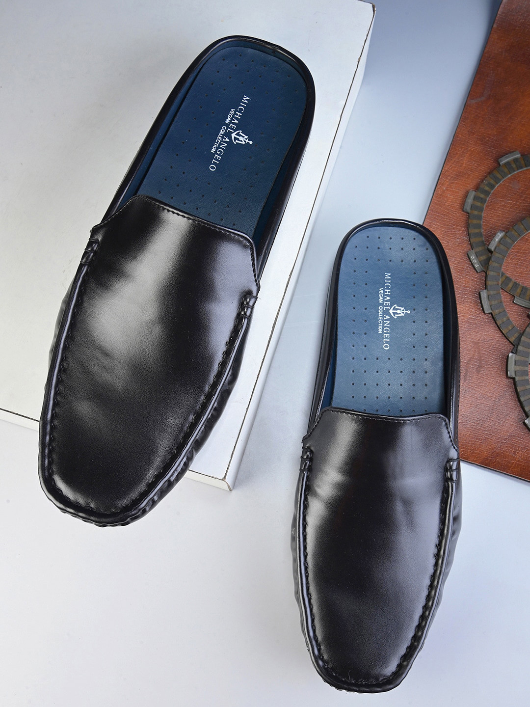 MICHAEL ANGELO Men Square Toe Lightweight Mules