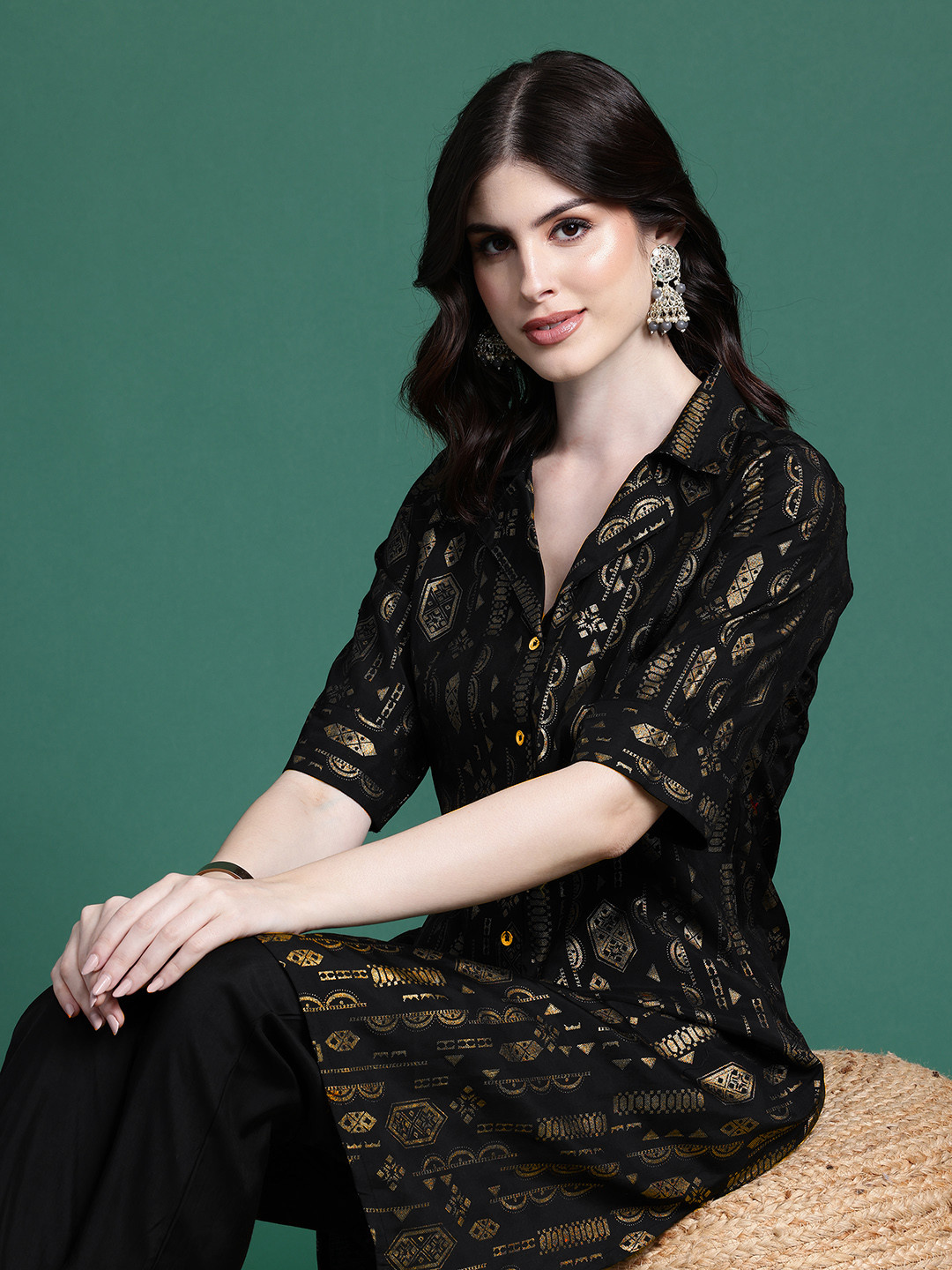 Sangria Women Tribal Printed Panelled Kurta with Trousers