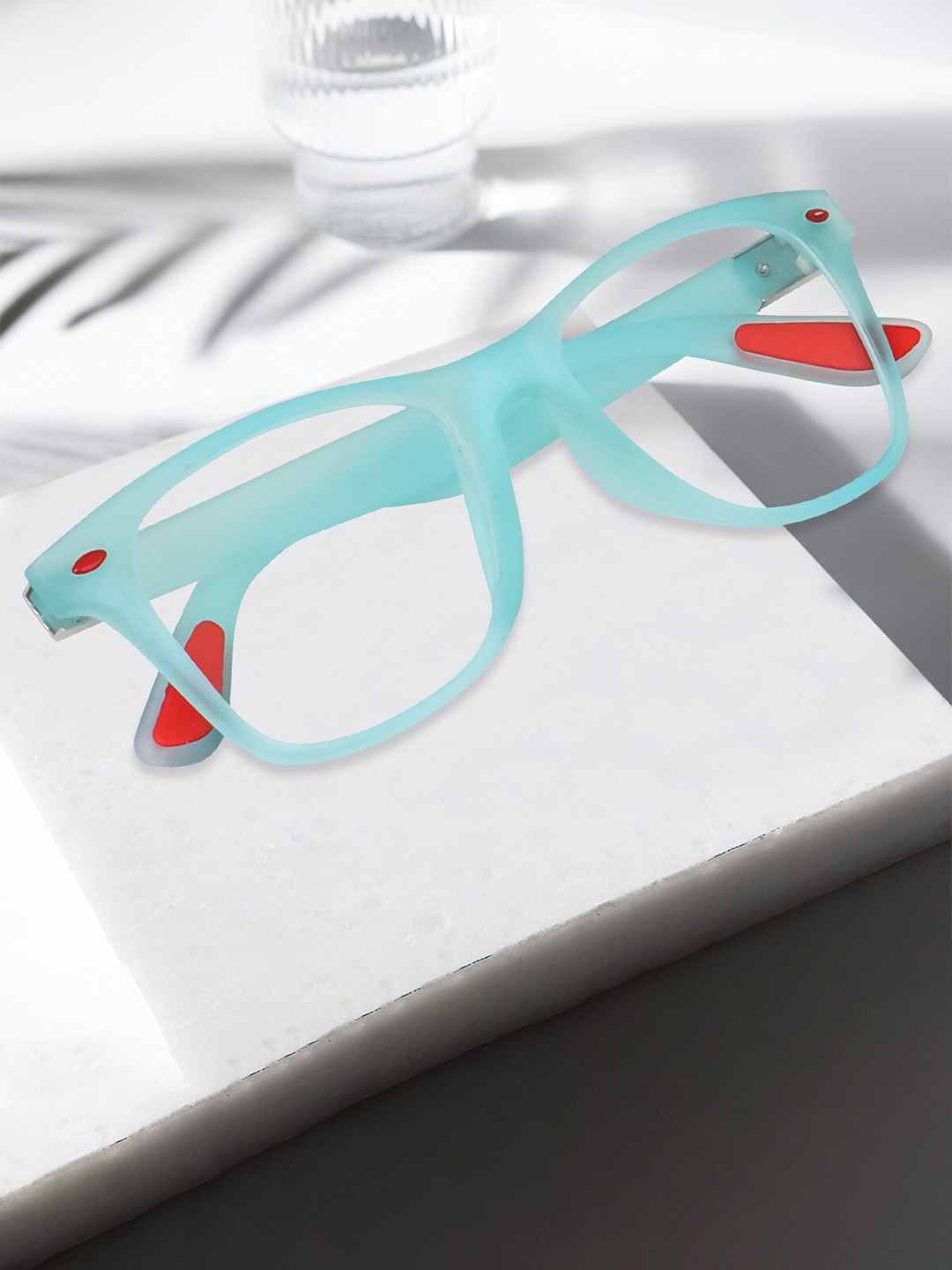 GARTH Unisex Wayfarer Sunglasses With UV Protected Lens GRT_RED-TIP_BLU-WHT