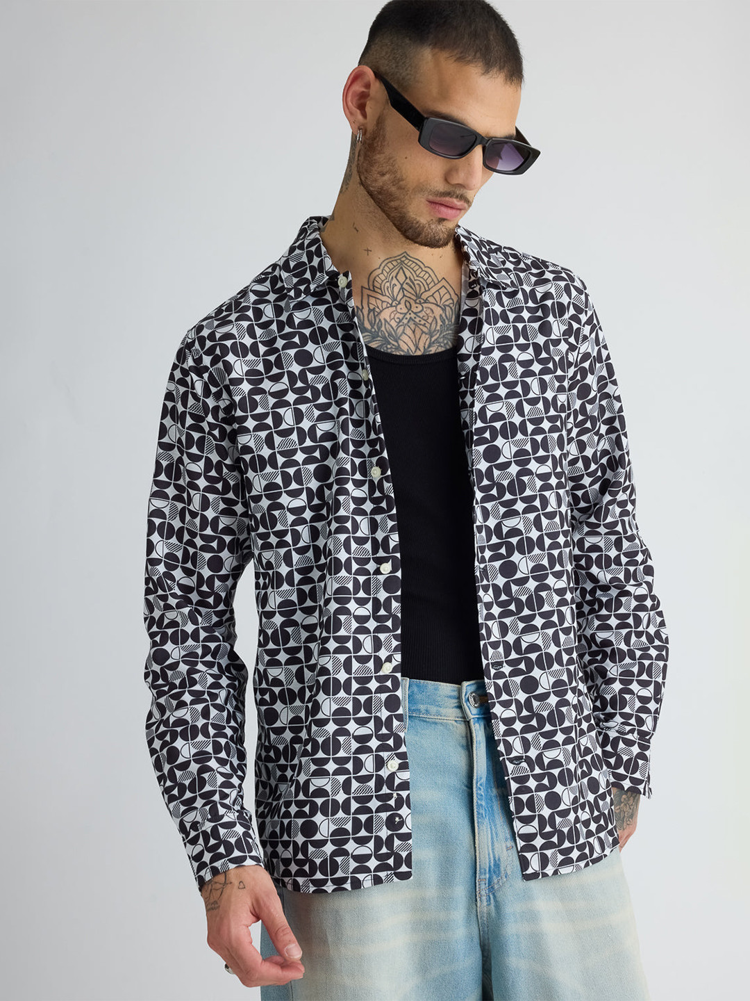 FREAKINS Avant Garde Black Geometric Printed Spread Collar Regular Fit Casual Shirt