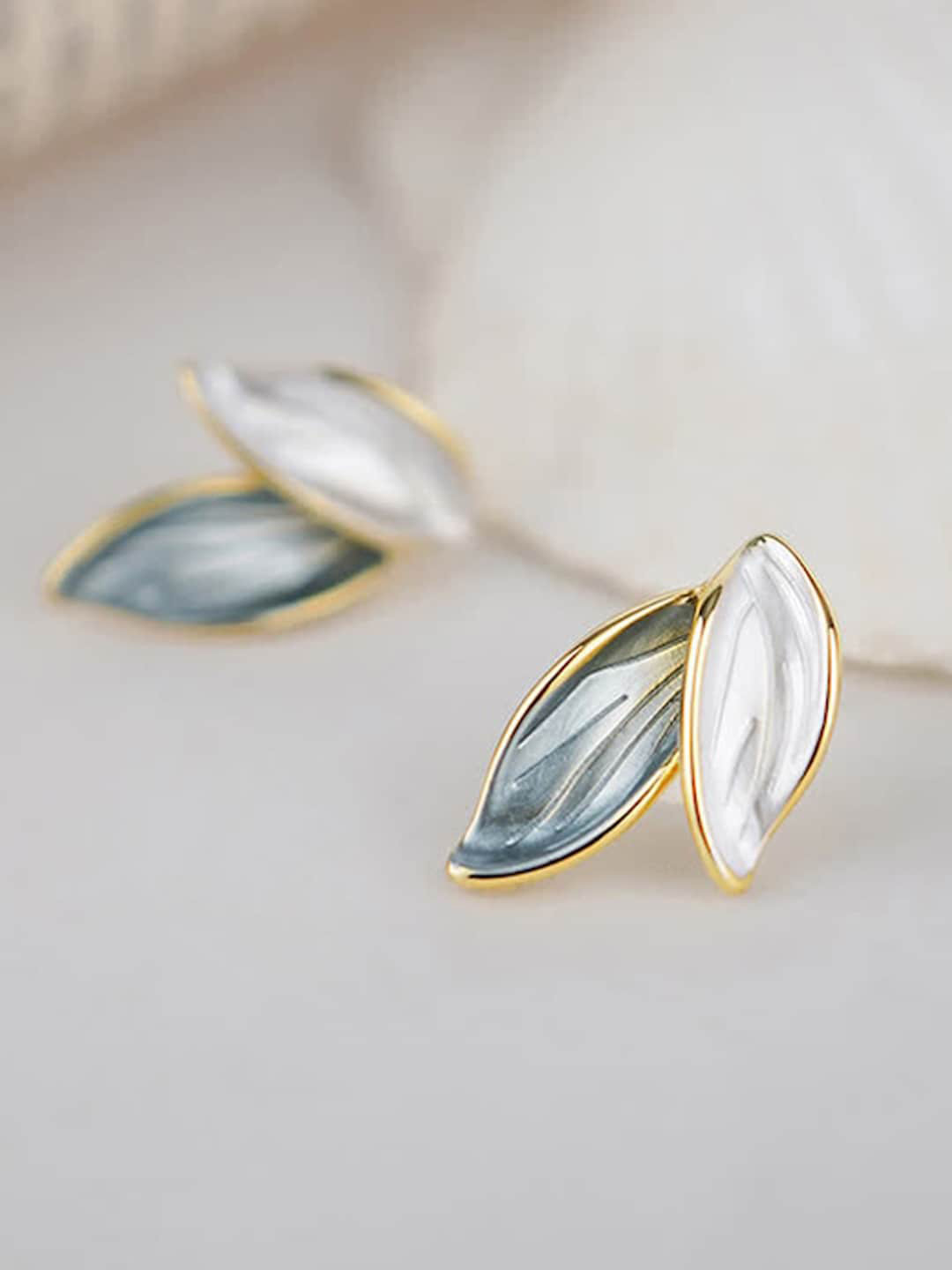 Xivir Rhodium-Plated Leaf Shaped Rhinestone Studs Earrings