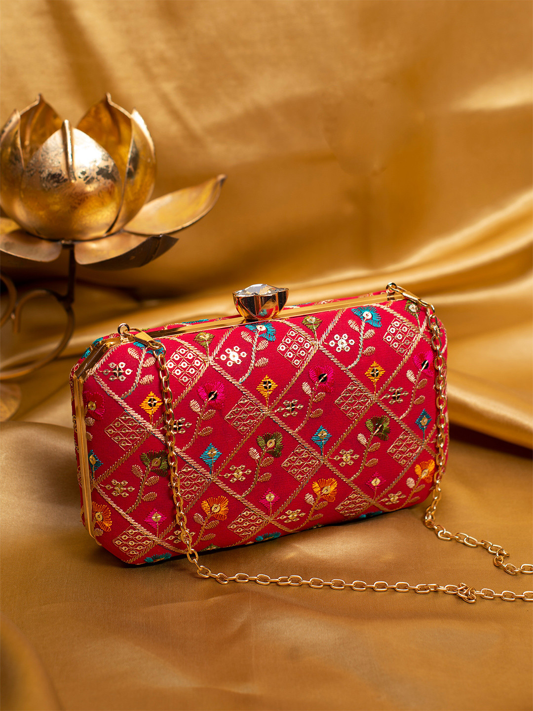 ARTKLIM Embroidered Bow Detail Box Clutch