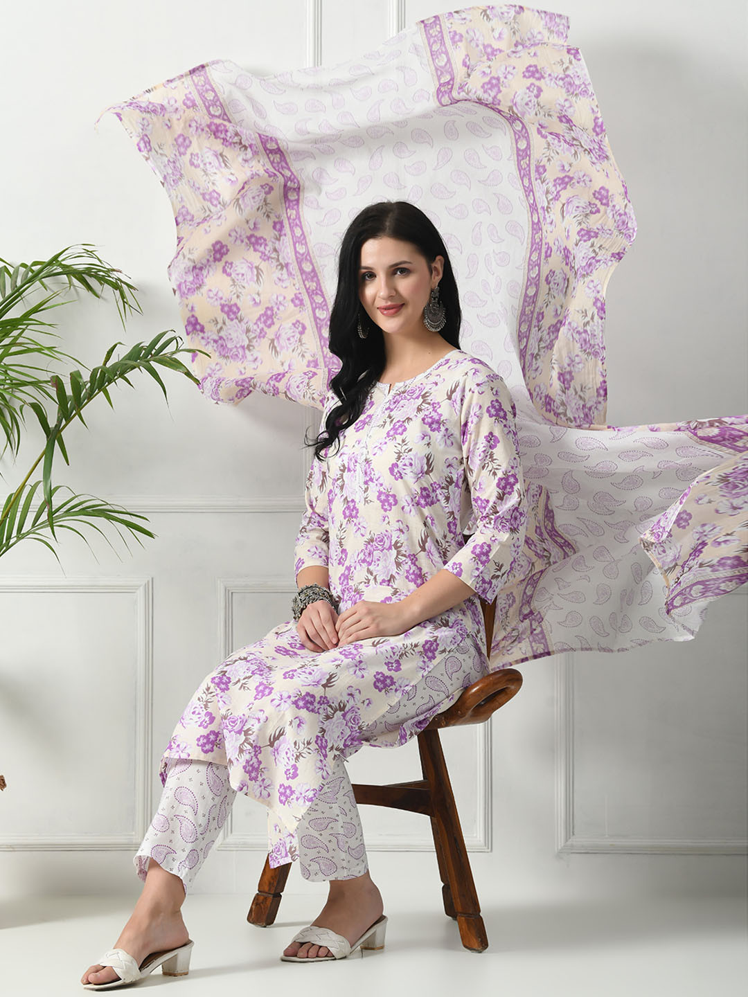 LYCHNIS Floral Printed Regular Pure Cotton Straight Kurta with Trousers & Dupatta