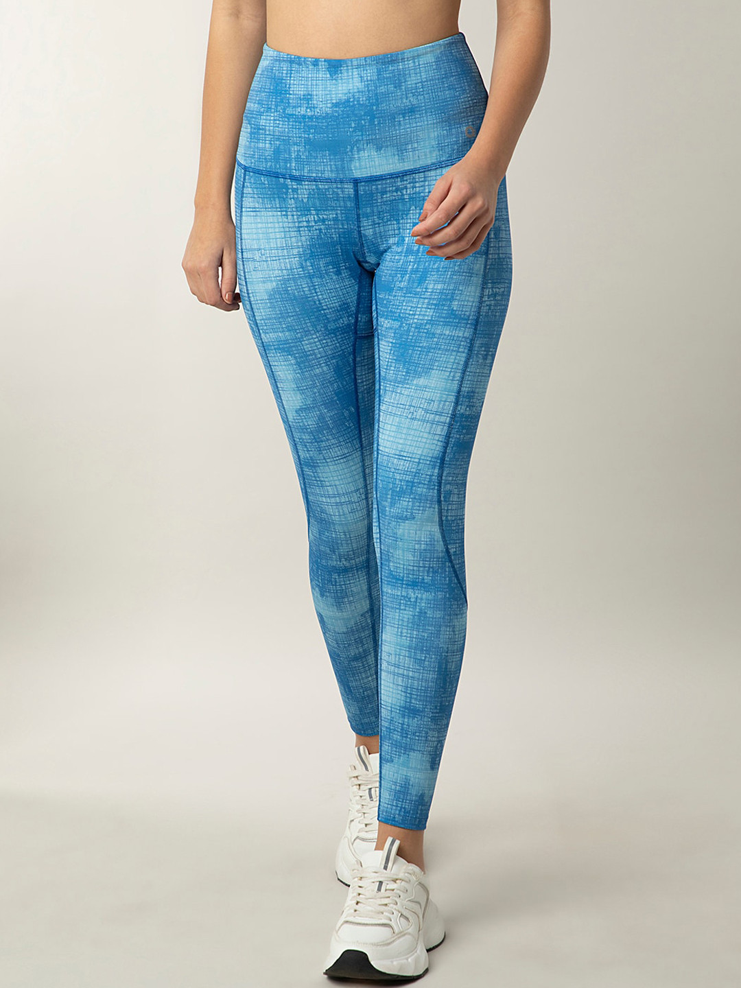Amante Women Blue Leggings