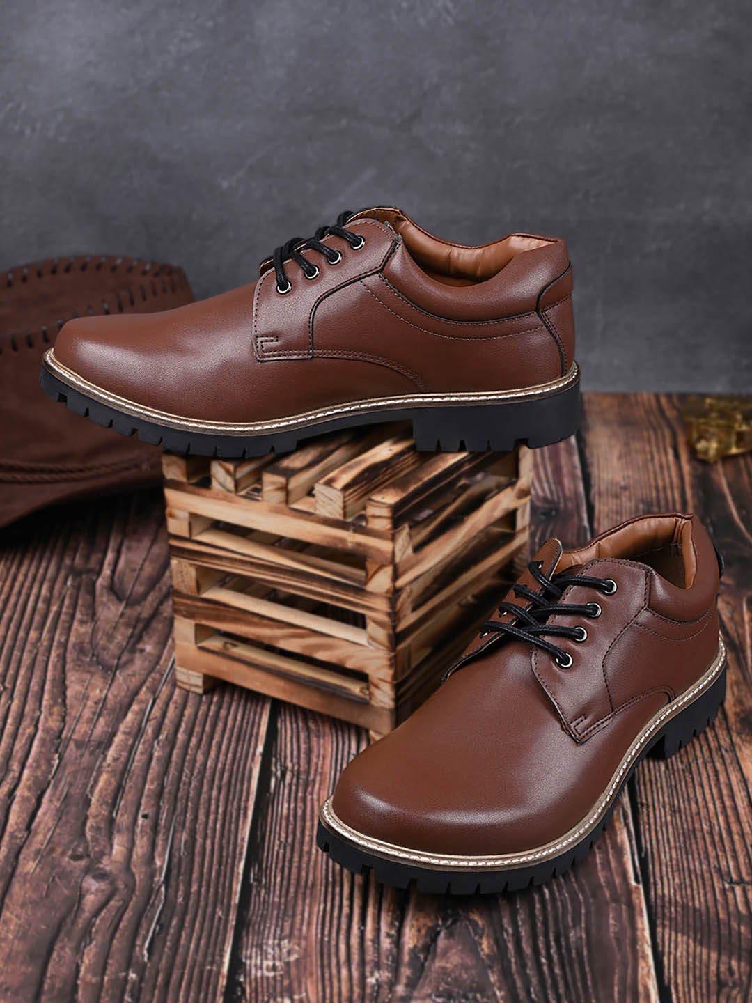 LOUIS STITCH Men Tan Lace Up Biker Boots