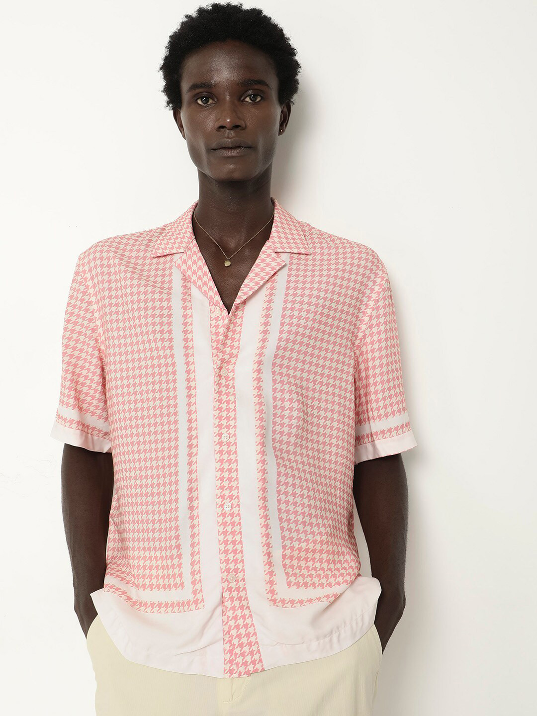 RARE RABBIT Men Kene Boxy Checked Cuban Collar Shirt