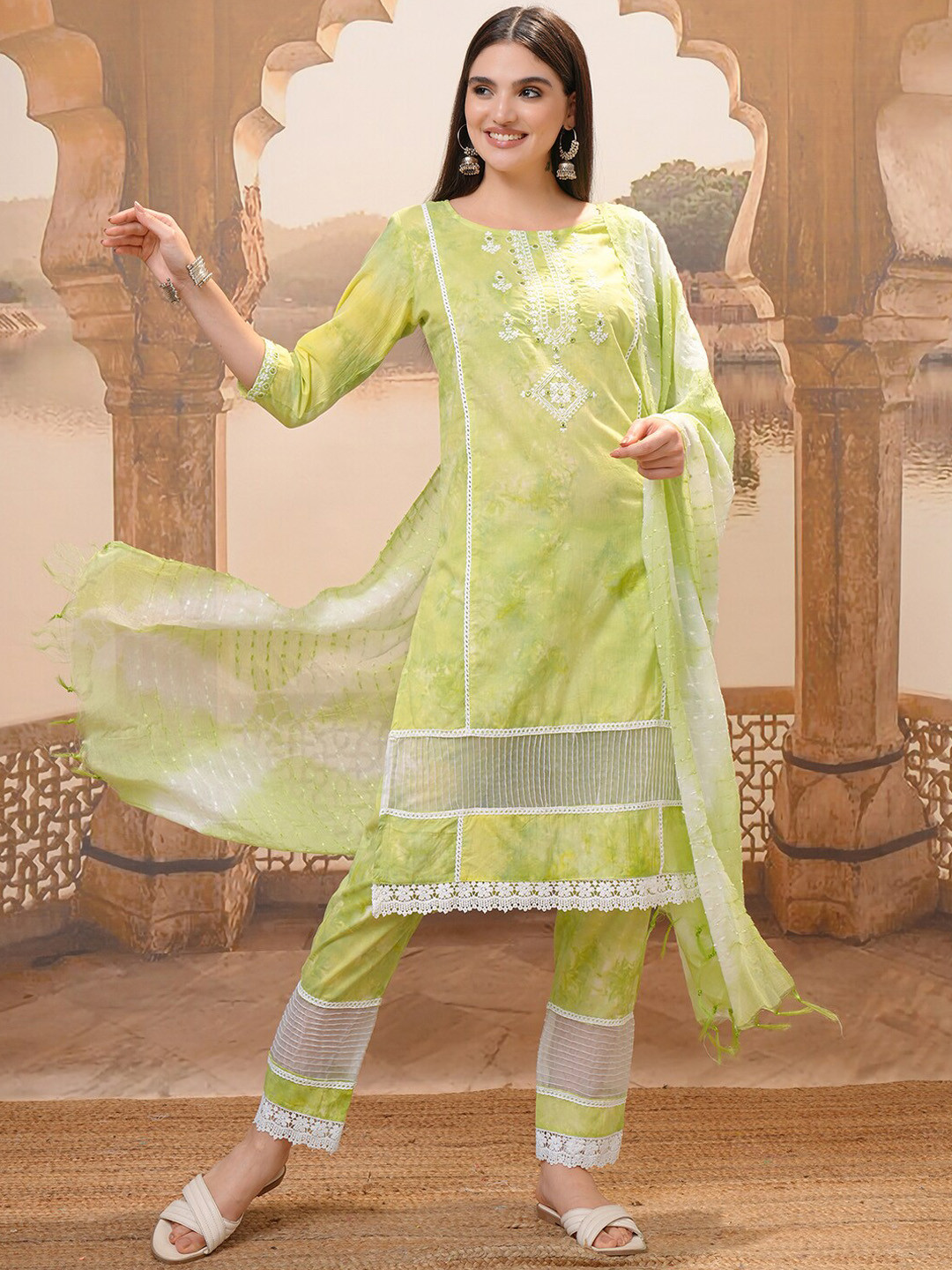 Vishudh Green Tie & Dye Printed Pure Cotton Straight Kurta With Trousers & Dupatta