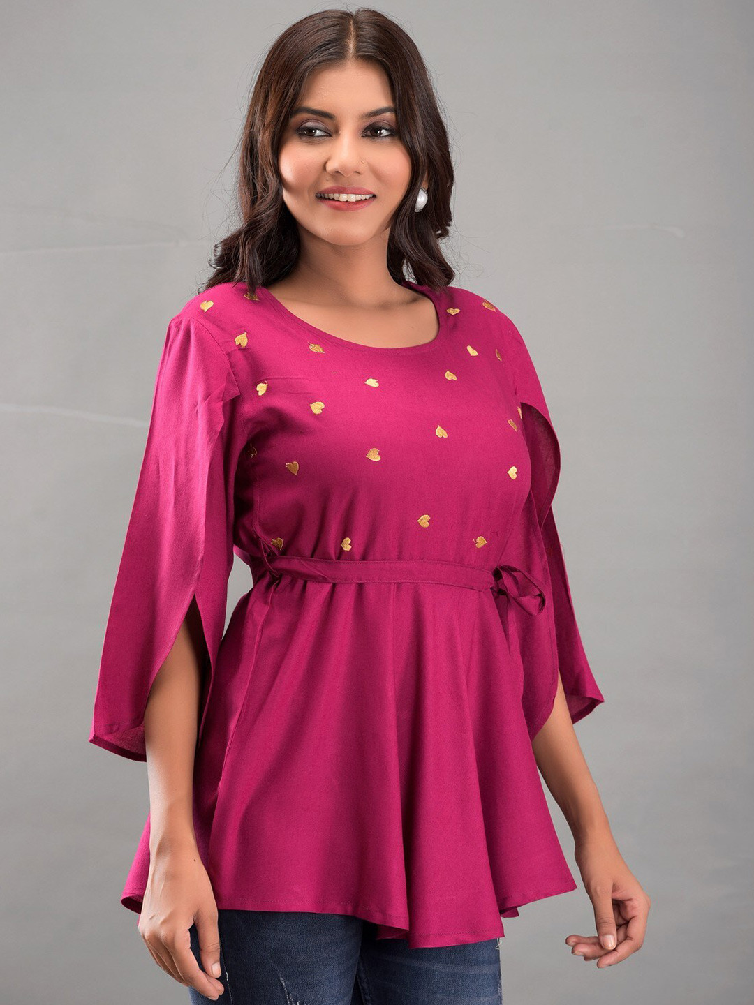 SHOOLIN Abstract Embroidered Slit Sleeves Cinched Waist Top