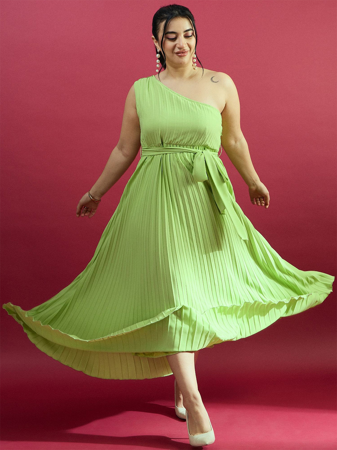 CURVE BY KASSUALLY Plus Size Green One-Shoulder Empire Pleated Midi Dress