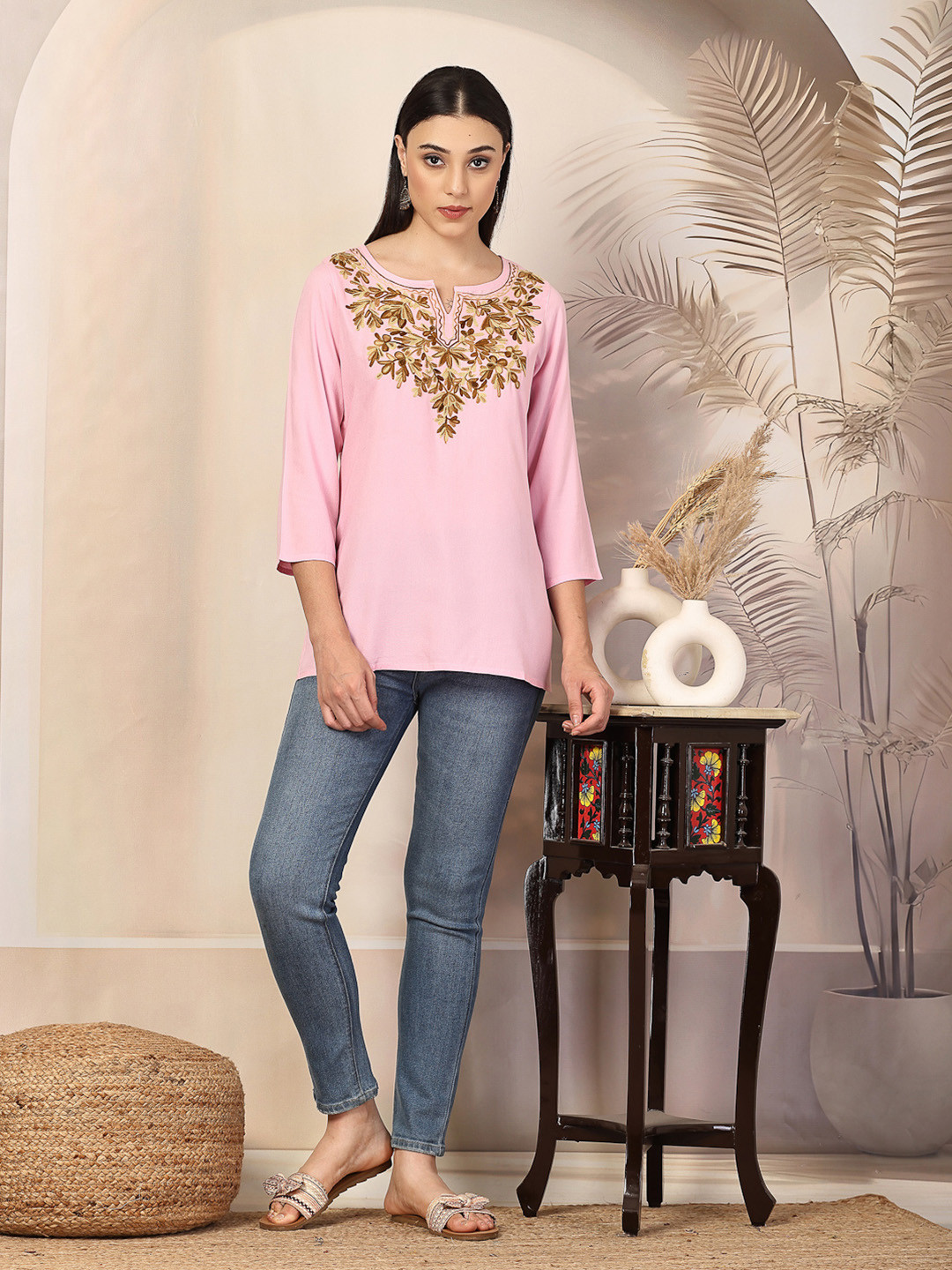 Qazmi Kashmiri Embroidered Pink Kurti